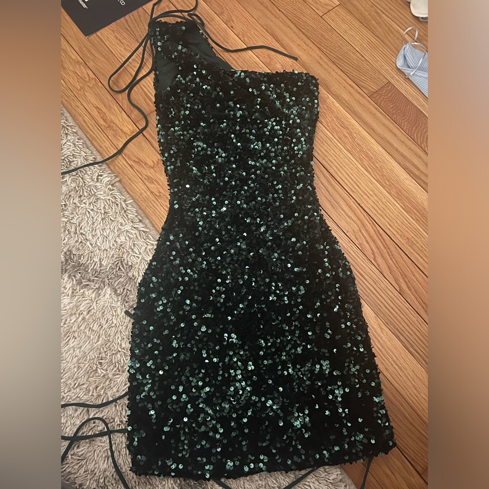 Green Lucy In The Sky sequin one shoulder dress
